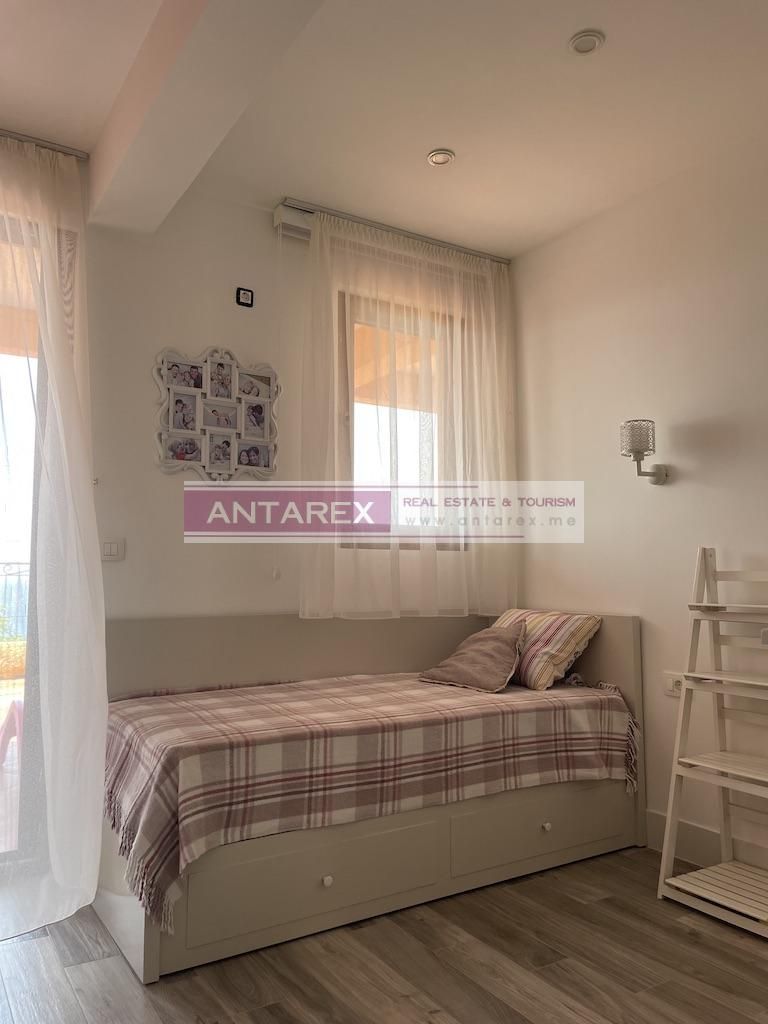 Апартаменты в Добра Воде, Черногория, 222 м² - фото 11