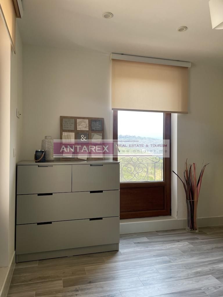 Апартаменты в Добра Воде, Черногория, 222 м² - фото 12