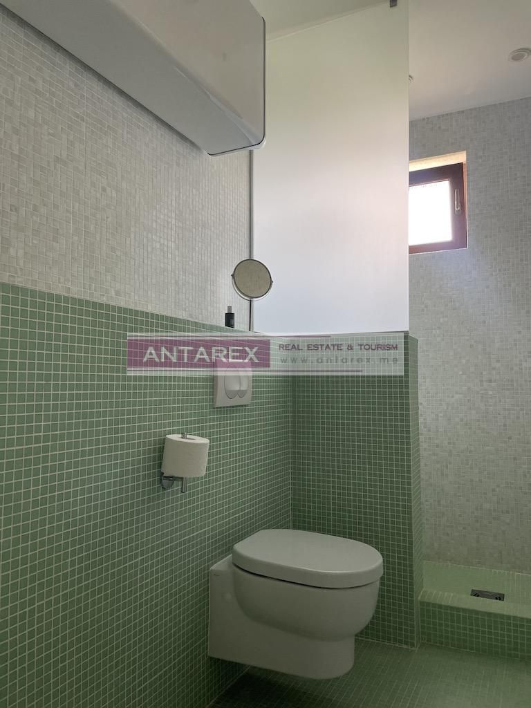 Апартаменты в Добра Воде, Черногория, 222 м² - фото 19