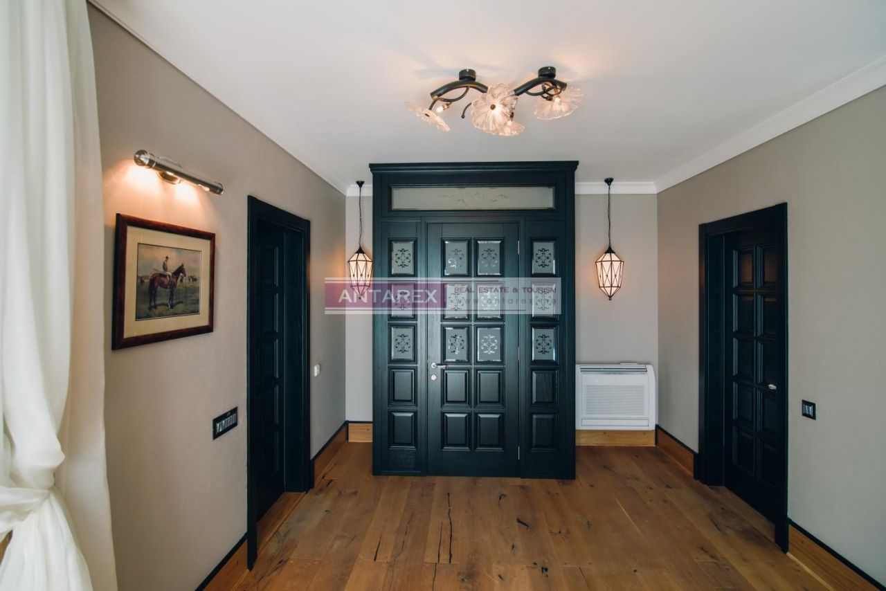 Вилла в Режевичах, Черногория, 550 м² - фото 7