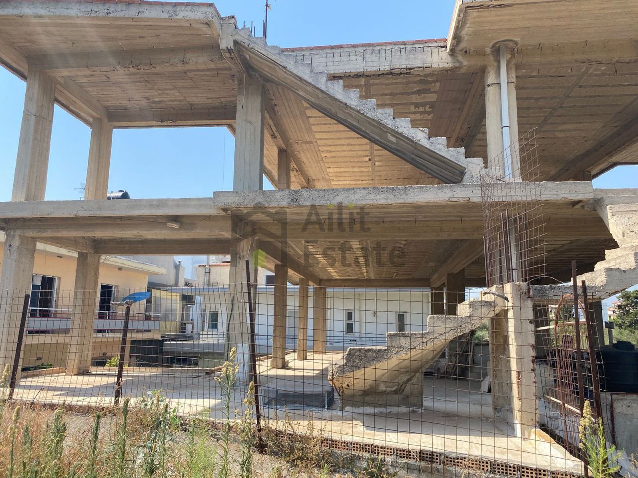 Дом под реконструкцию в Ханье, Греция, 230 м2 - фото 1