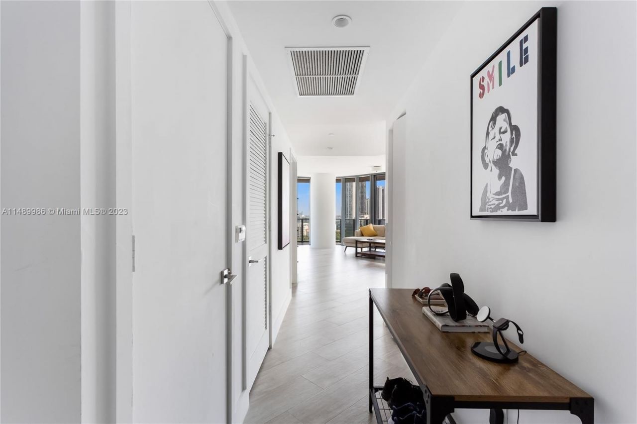 Квартира в Майами, США, 100 м² - фото 2