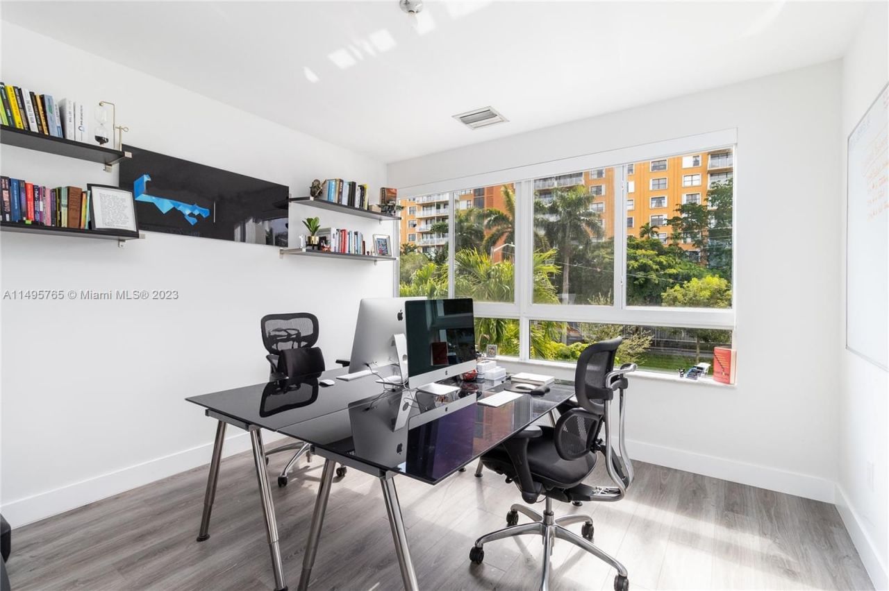 Таунхаус в Майами, США, 230 м² - фото 15