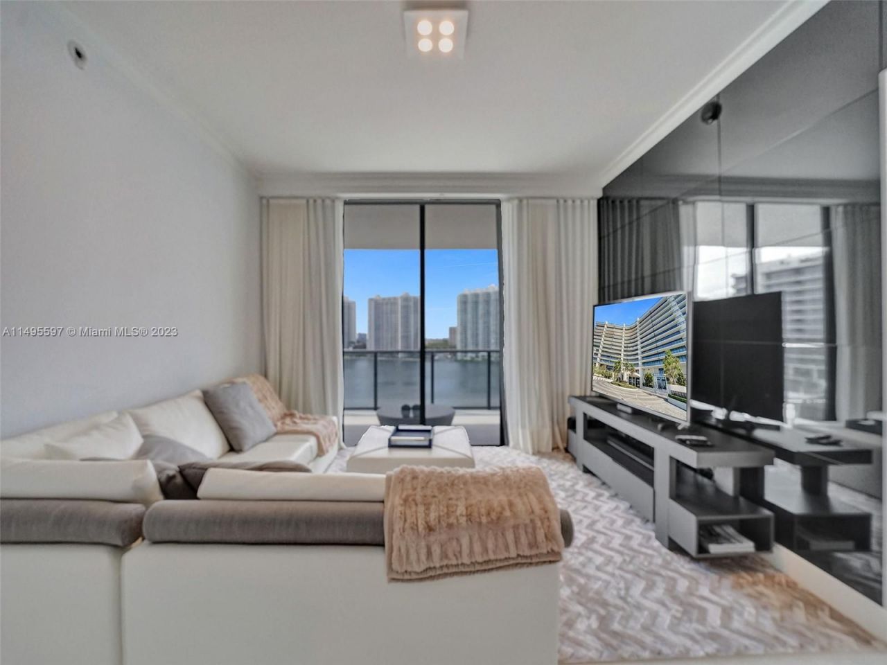 Квартира в Майами, США, 260 м² - фото 12