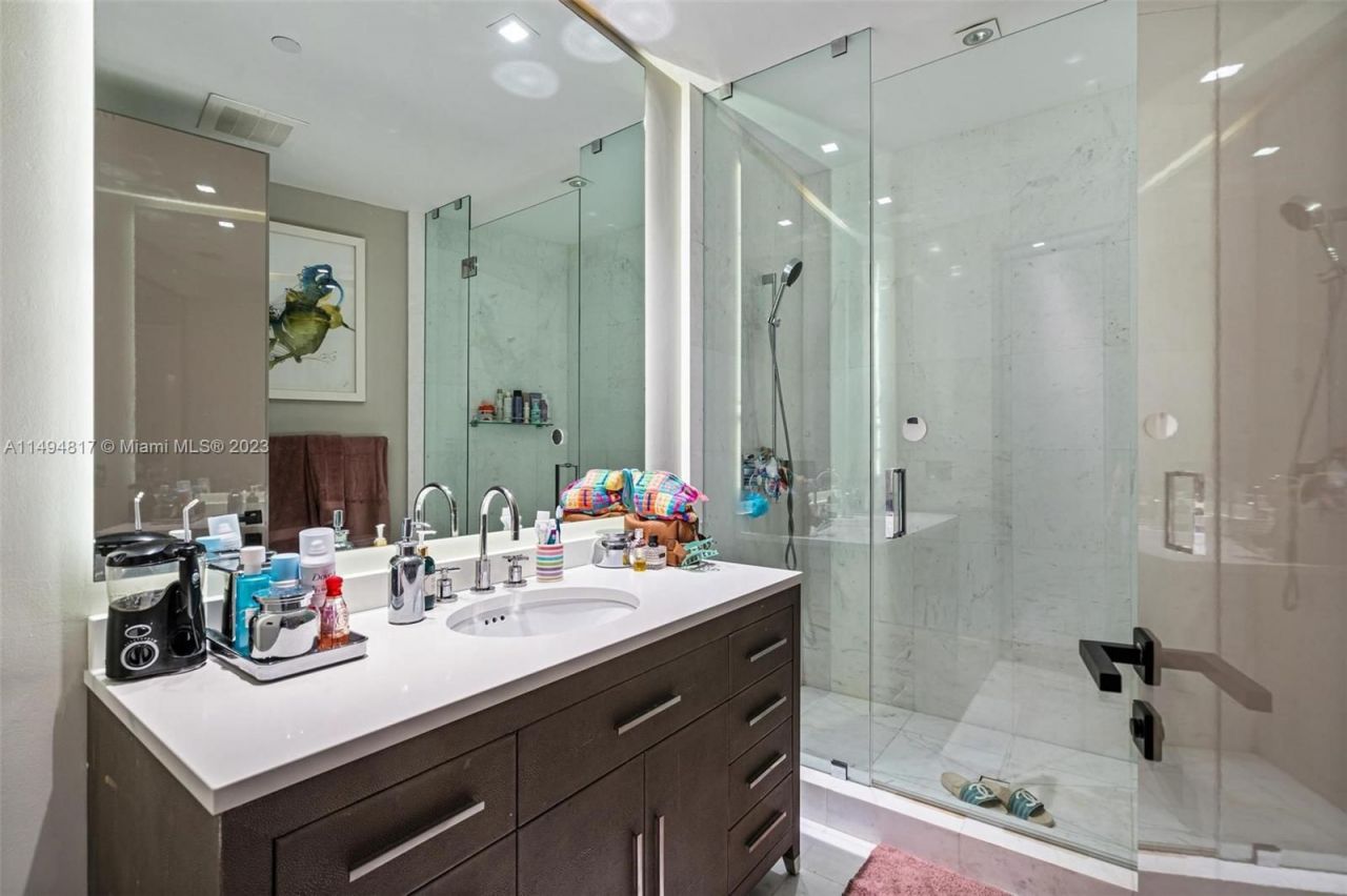 Квартира в Майами, США, 300 м² - фото 13