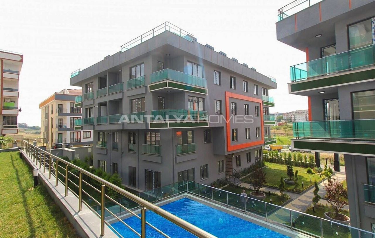 Апартаменты в Бейликдюзю, Турция, 140 м2 - фото 1