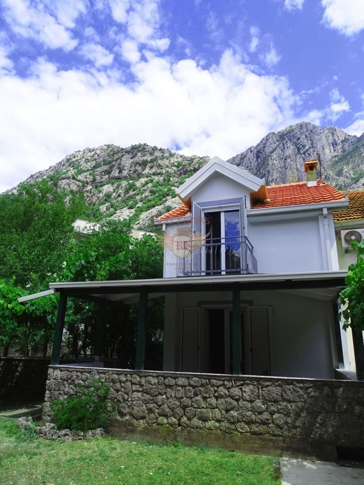 Дом в Которе, Черногория, 78 м² - фото 1
