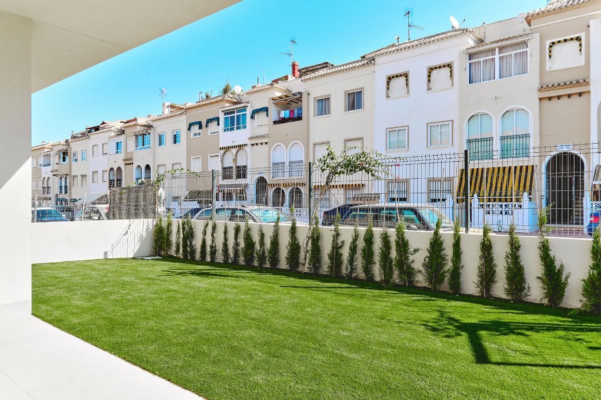 Апартаменты в Торревьехе, Испания, 155 м² - фото 1