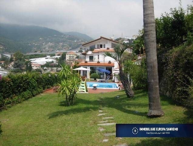 Вилла в Сан-Ремо, Италия, 450 м² - фото 5