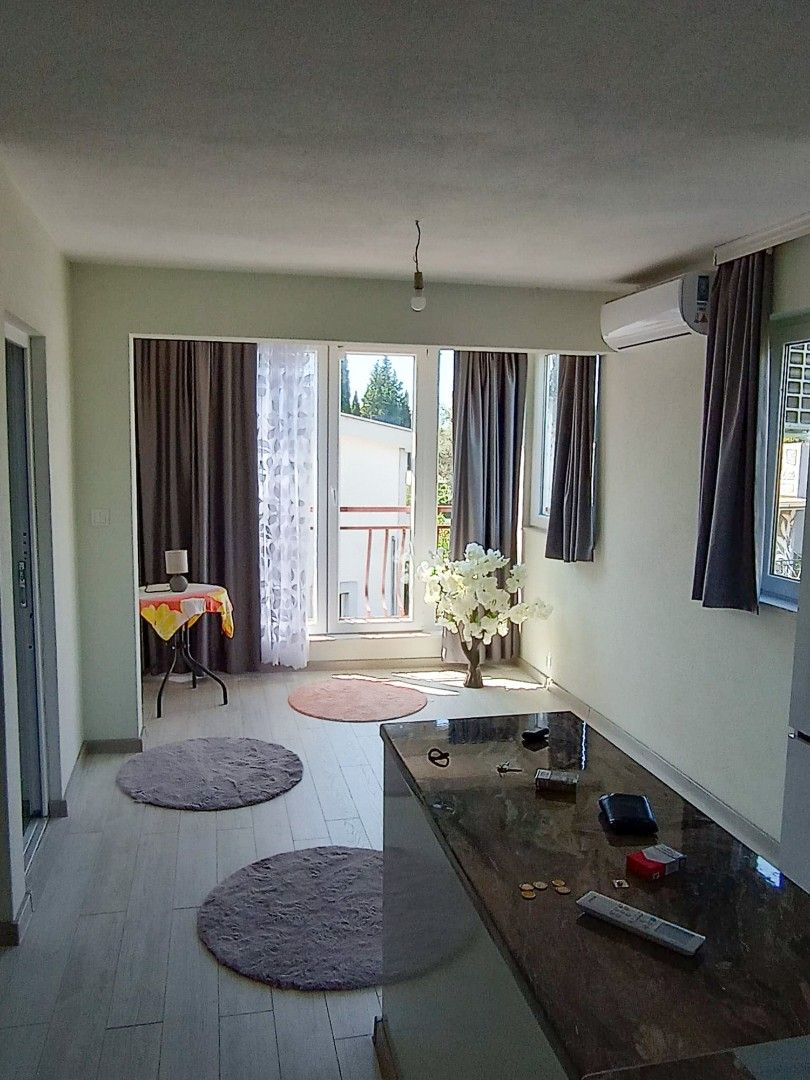 Квартира в Баре, Черногория, 60 м2 - фото 1