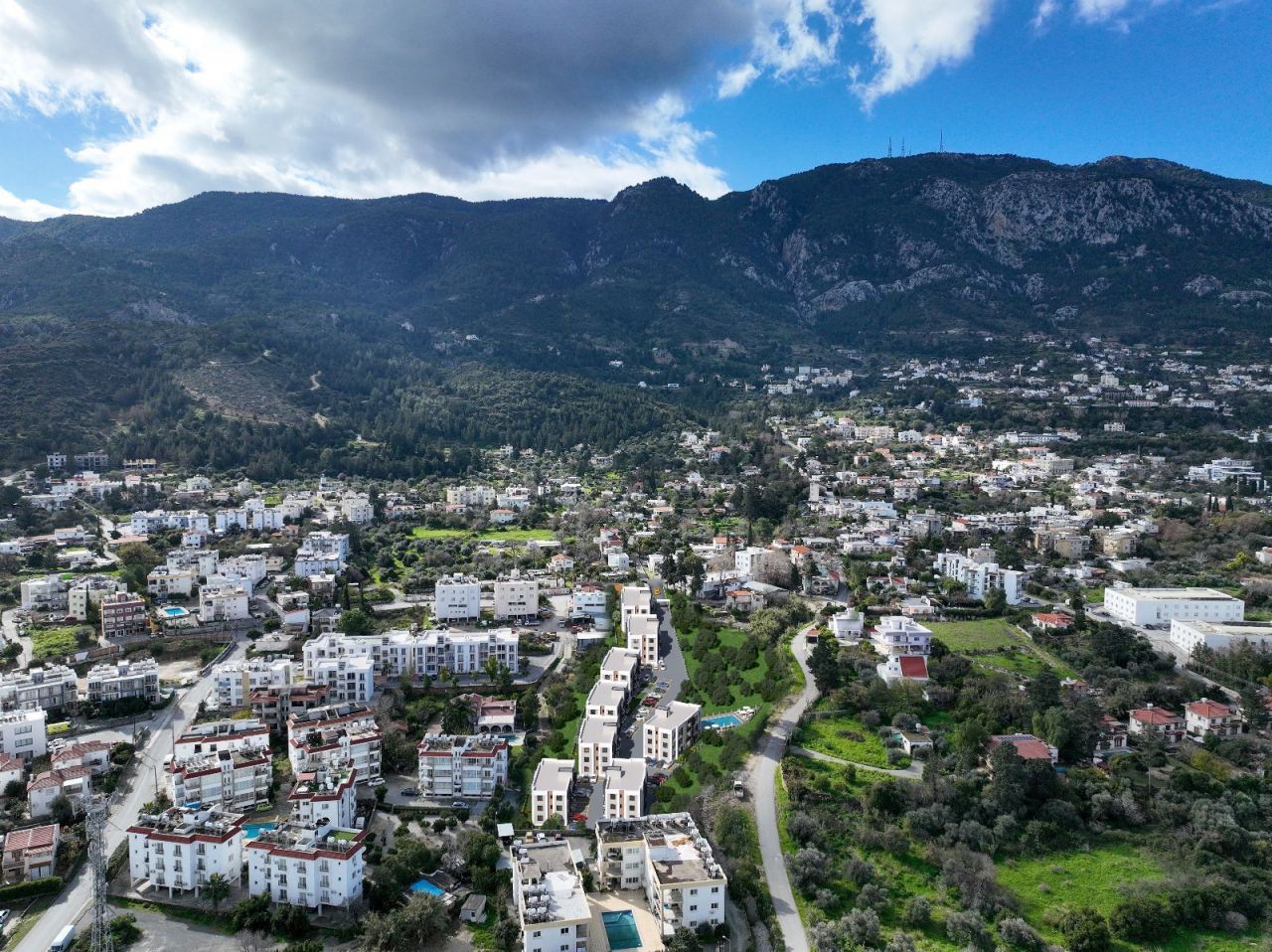 Апартаменты в Кирении, Кипр, 48 м2 - фото 1