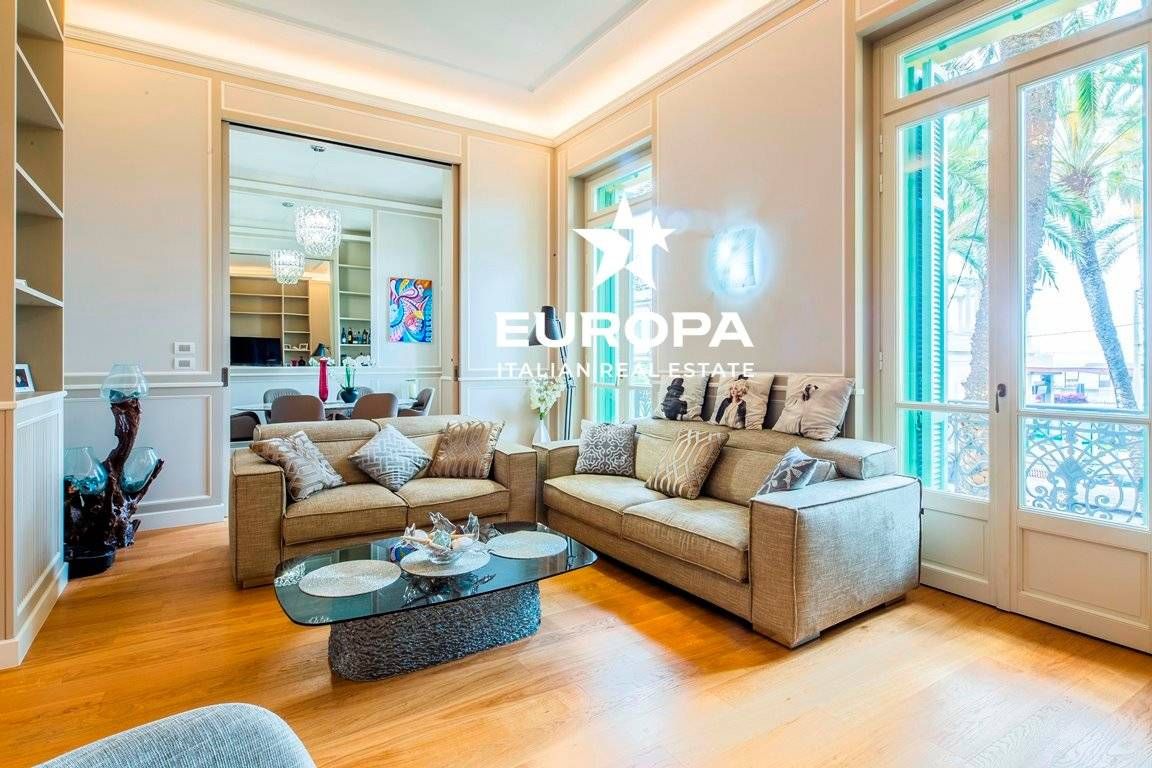Апартаменты в Бордигере, Италия, 241 м² - фото 1