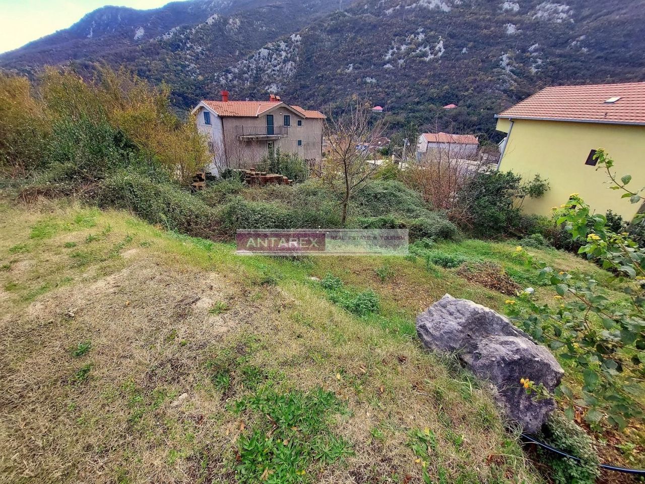 Земля в Морини, Черногория, 674 м² - фото 5