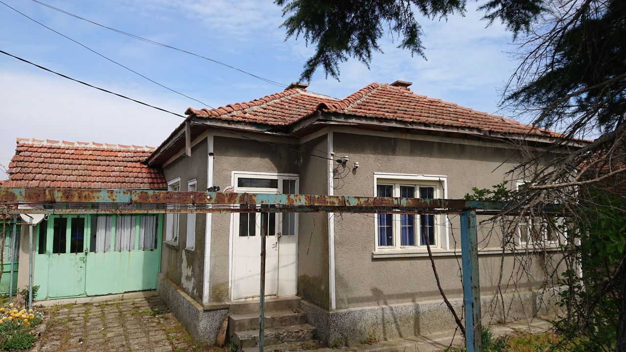Дом в Варне, Болгария, 90 м² - фото 1