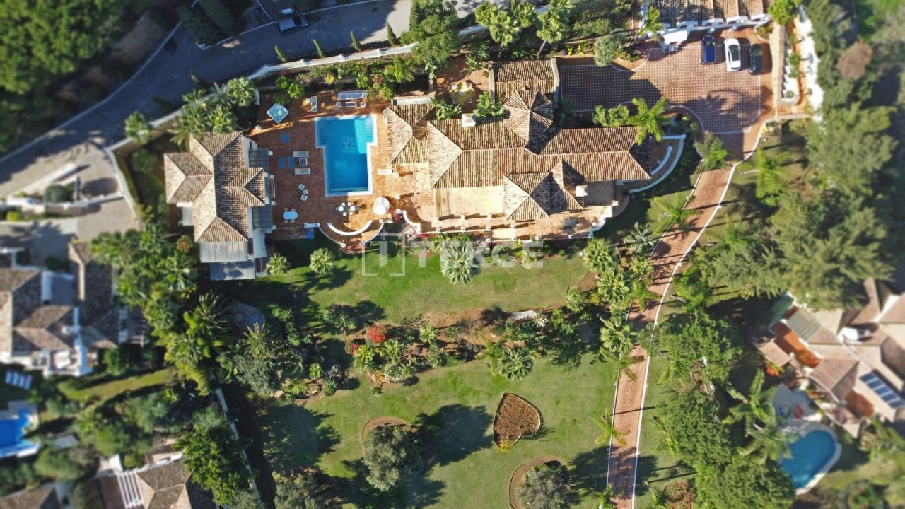 Особняк в Бенаависе, Испания, 1 269 м² - фото 3