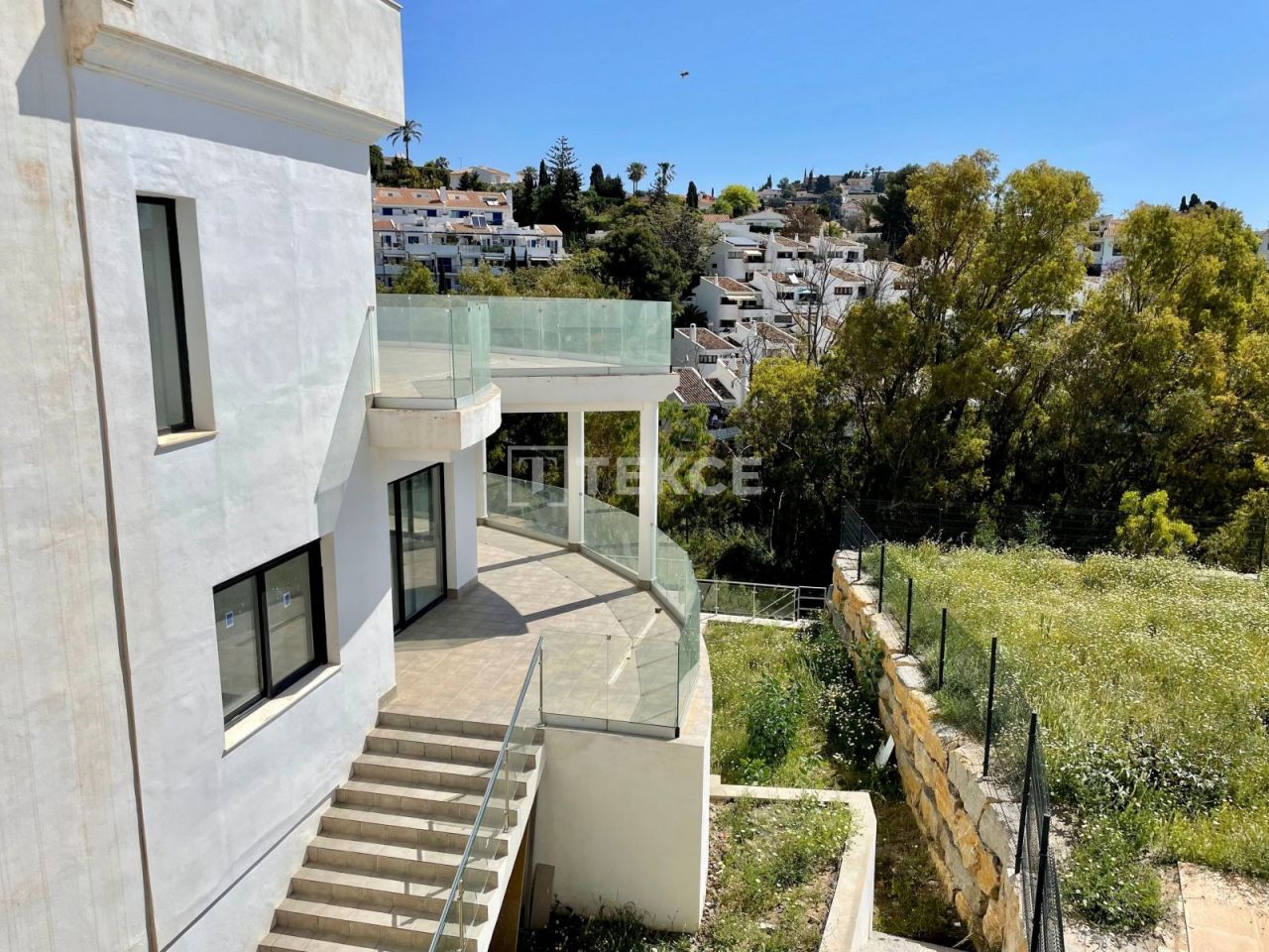 Вилла в Бенальмадене, Испания, 694 м² - фото 9