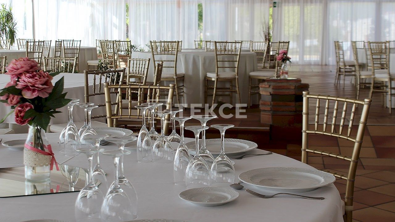 Отель, гостиница в Бенальмадене, Испания, 11 000 м² - фото 17