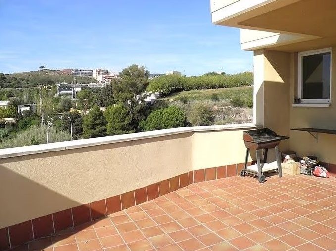 Квартира в Монгат, Испания, 90 м² - фото 2