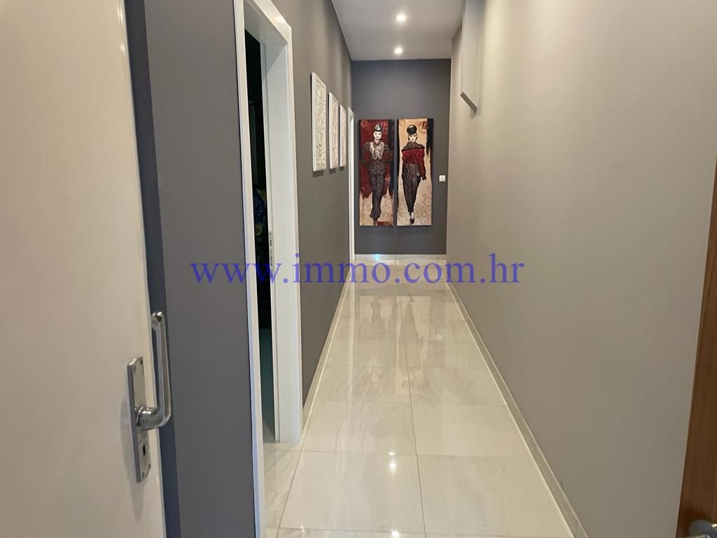 Дом в Шибенике, Хорватия, 516 м² - фото 6