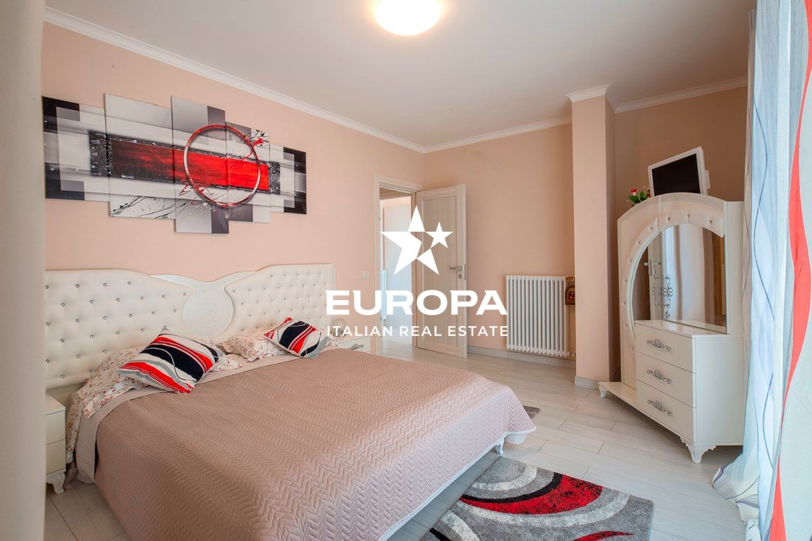 Вилла в Сан-Ремо, Италия, 450 м² - фото 14