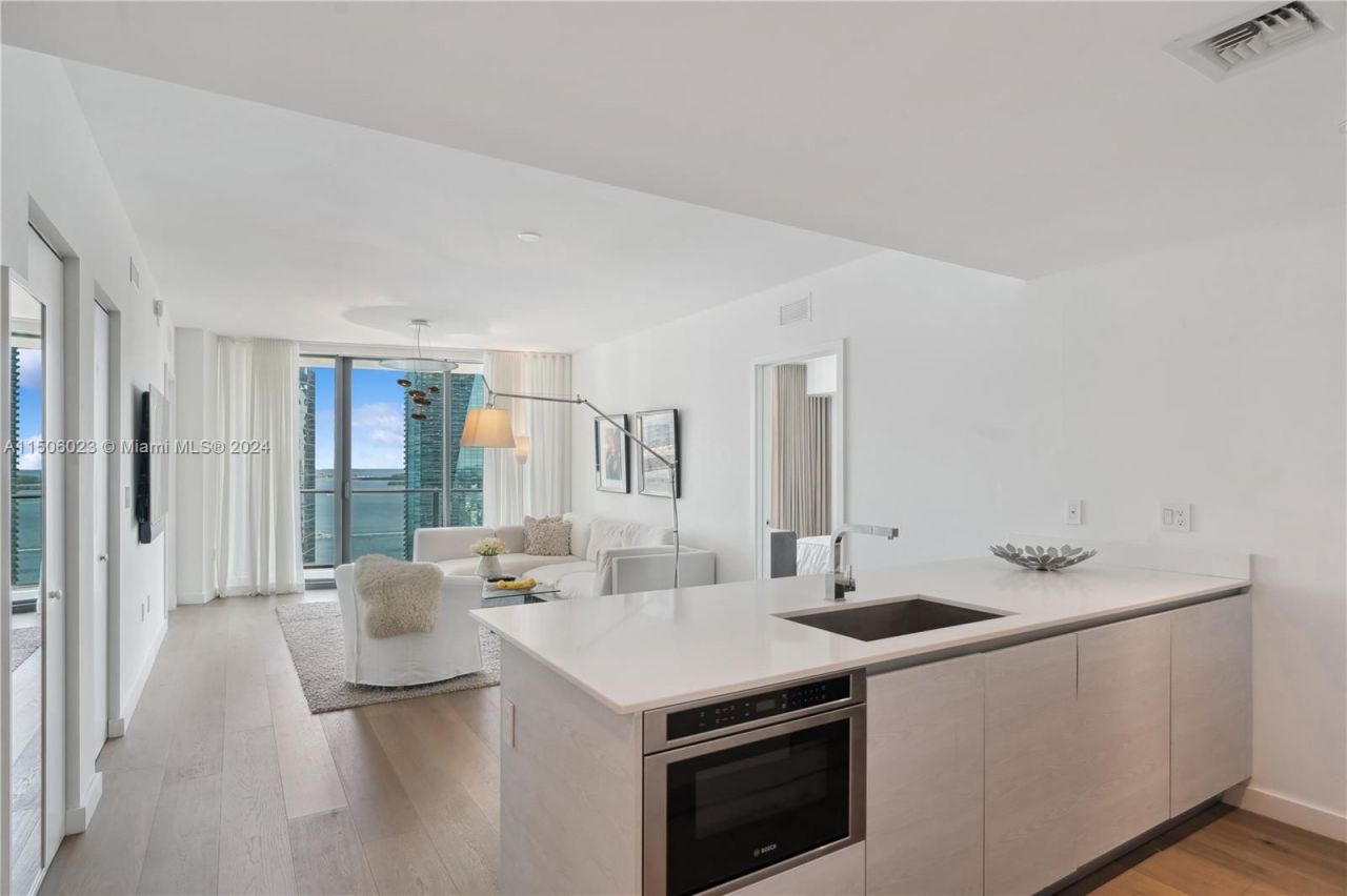 Квартира в Майами, США, 100 м² - фото 2