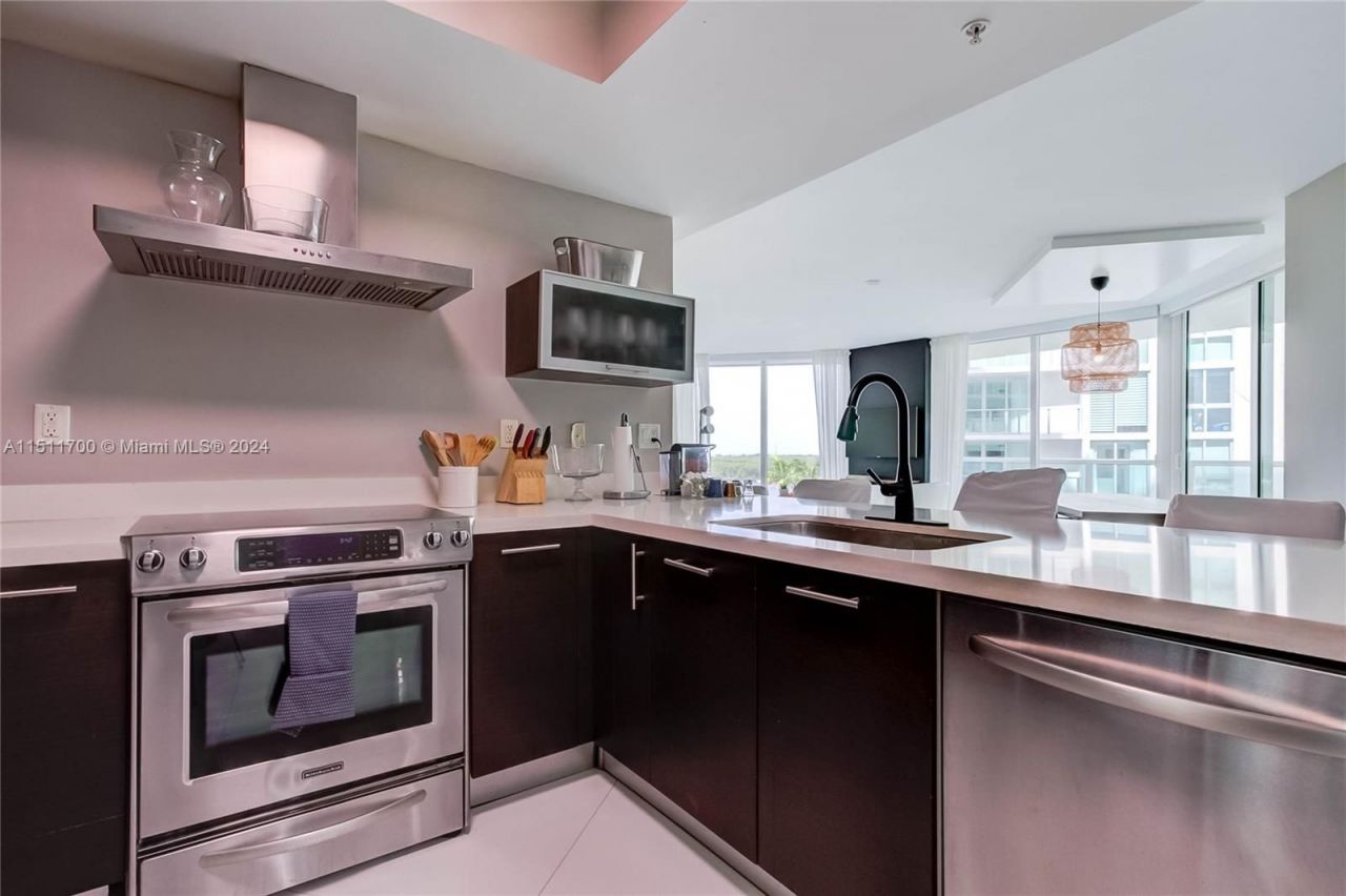 Квартира в Майами, США, 130 м² - фото 14