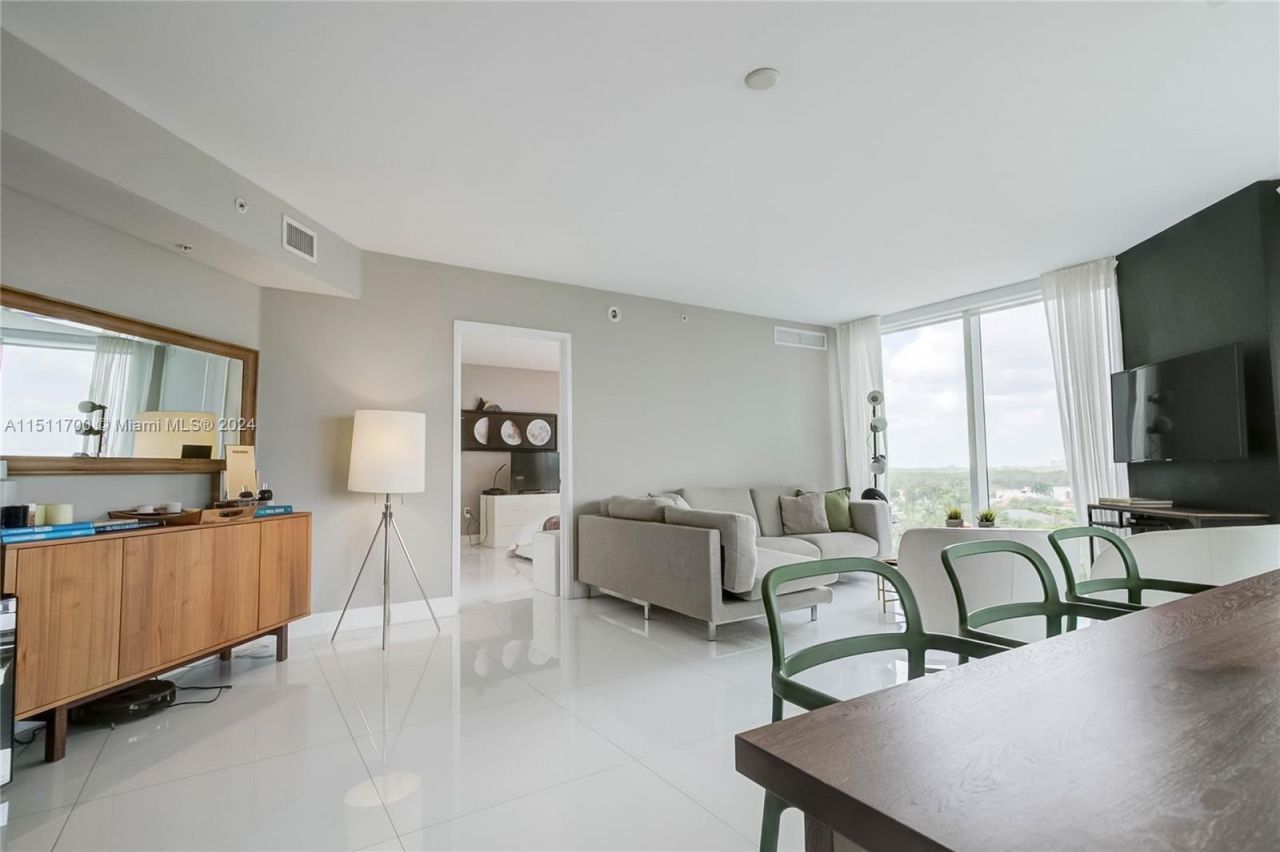 Квартира в Майами, США, 130 м² - фото 8