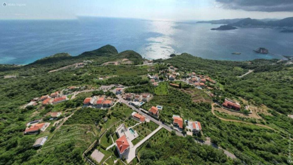 Земля в Будве, Черногория, 2 200 м² - фото 3