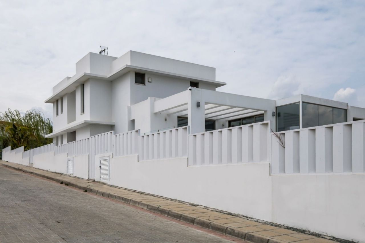 Вилла в Ларнаке, Кипр, 410 м² - фото 6