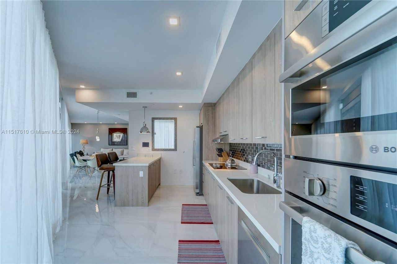 Таунхаус в Майами, США, 160 м² - фото 11