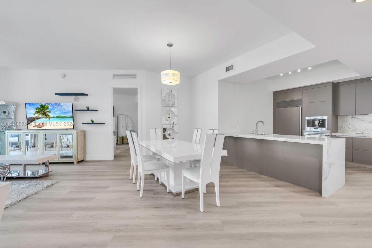 Квартира в Майами, США, 180 м² - фото 4