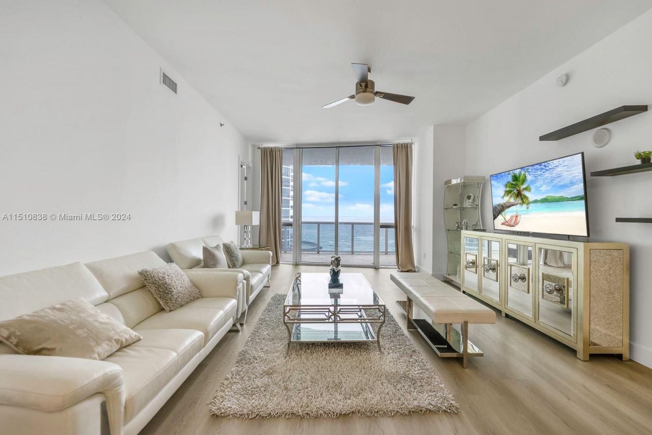 Квартира в Майами, США, 180 м² - фото 2