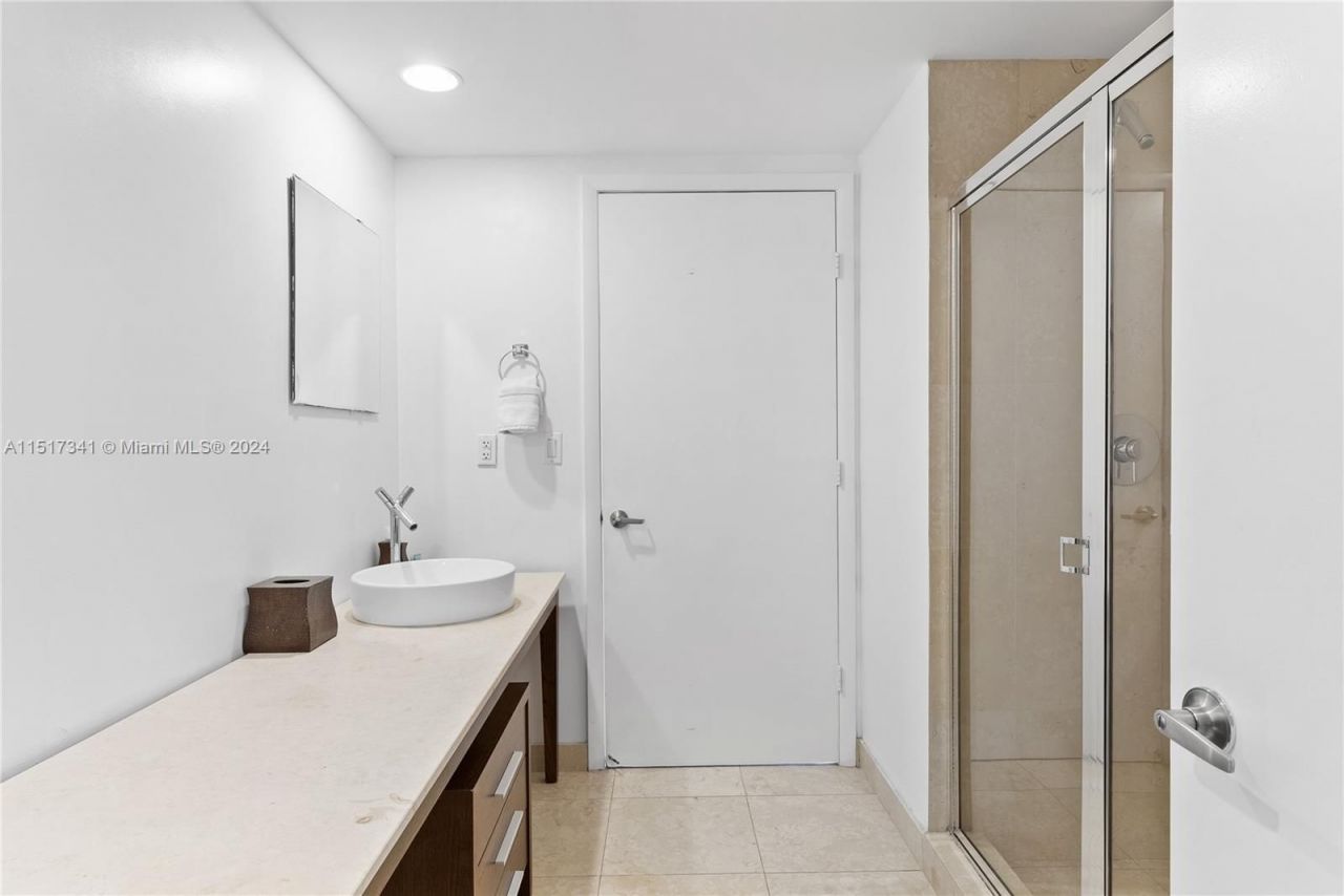 Квартира в Майами, США, 120 м² - фото 7