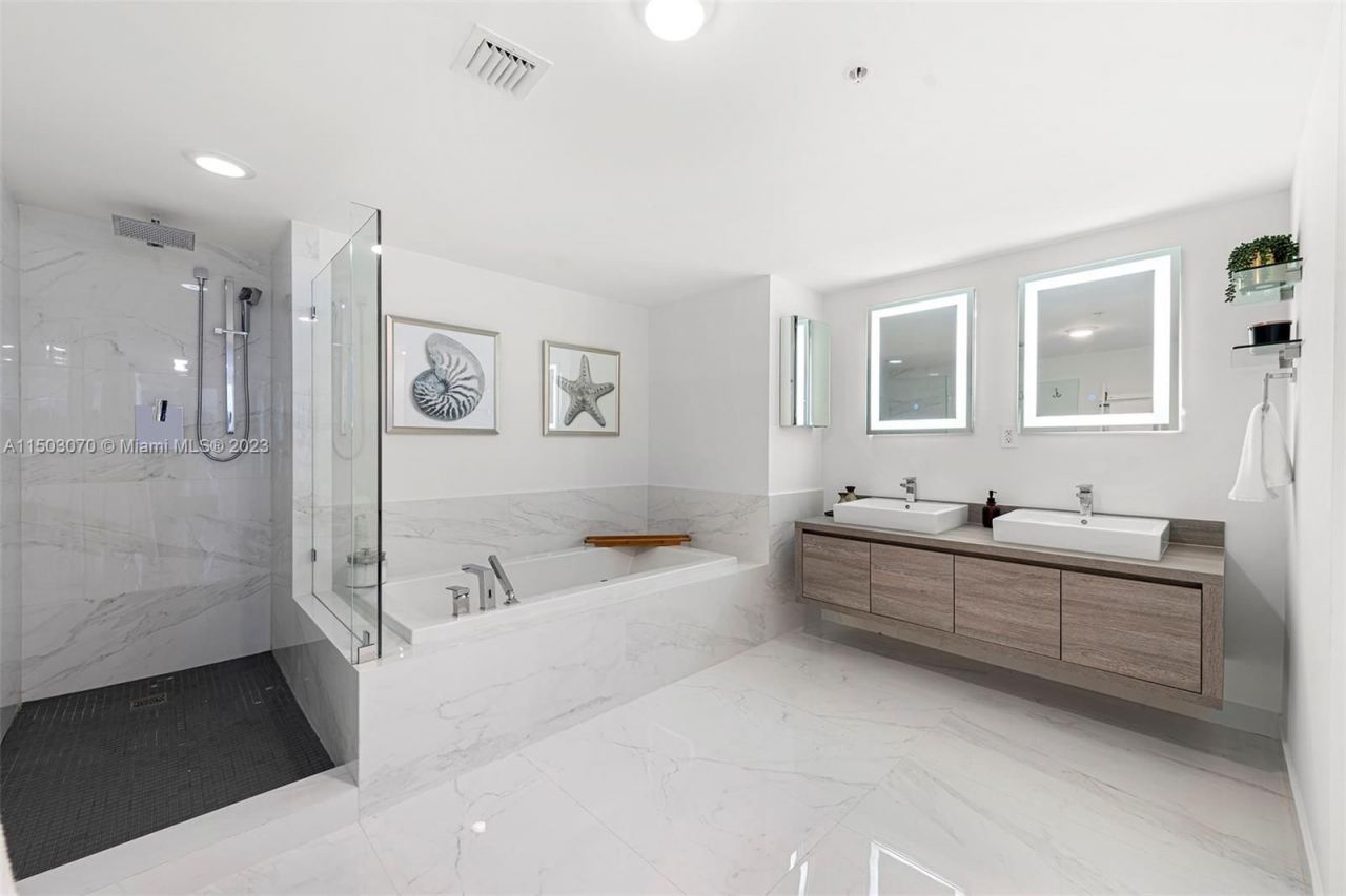 Квартира в Майами, США, 160 м² - фото 11