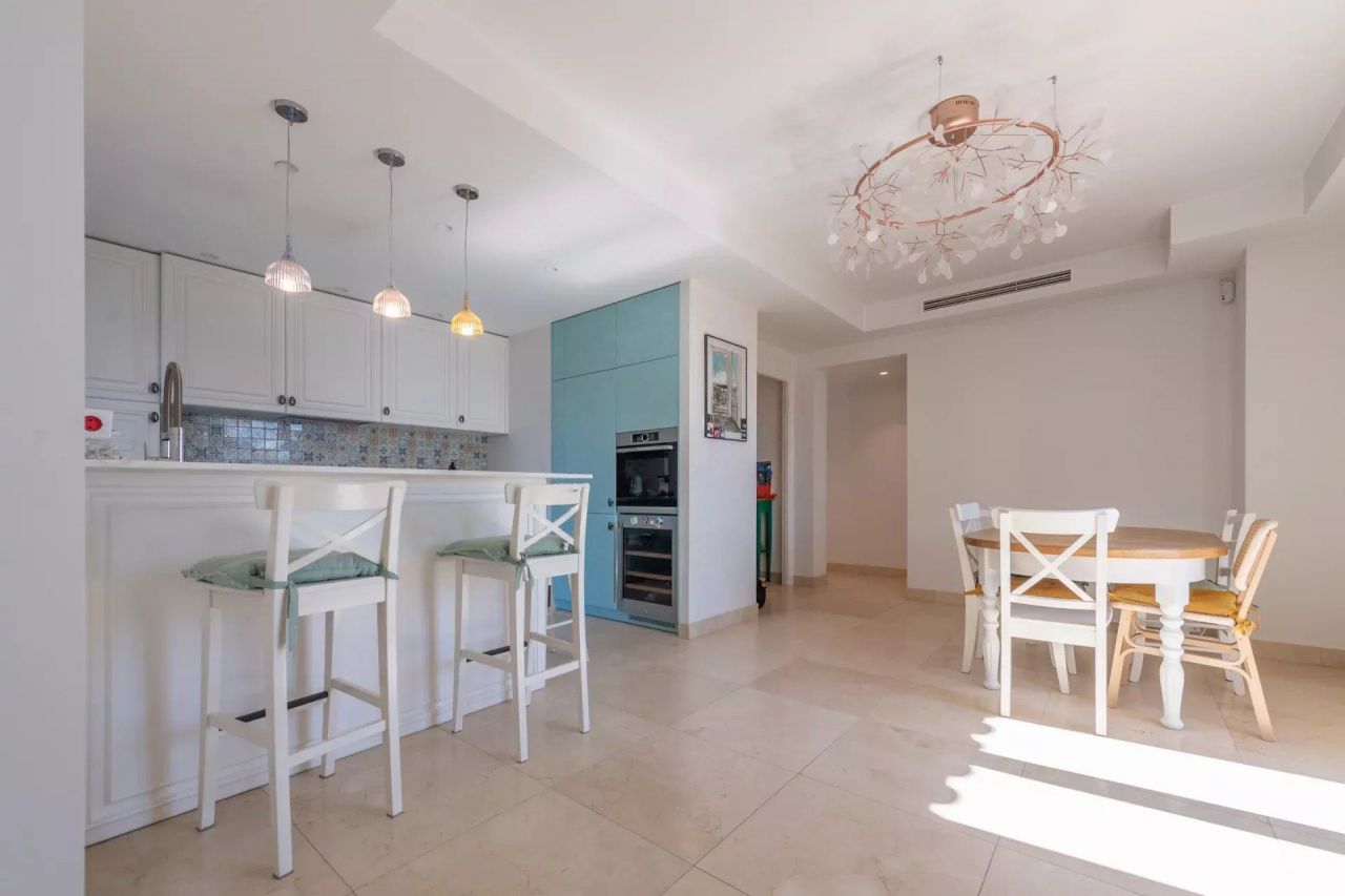 Апартаменты в Больё-сюр-Мер, Франция, 266 м² - фото 4