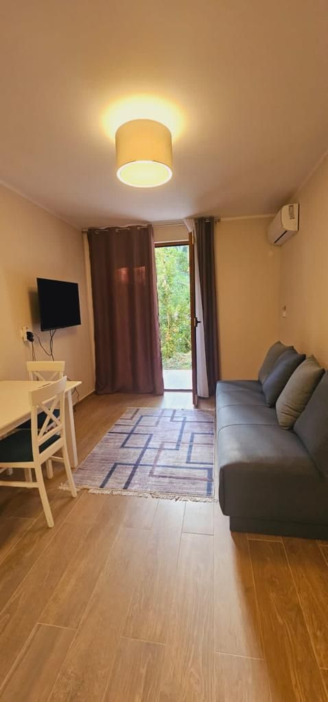 Квартира в Херцег-Нови, Черногория, 53 м2 - фото 1