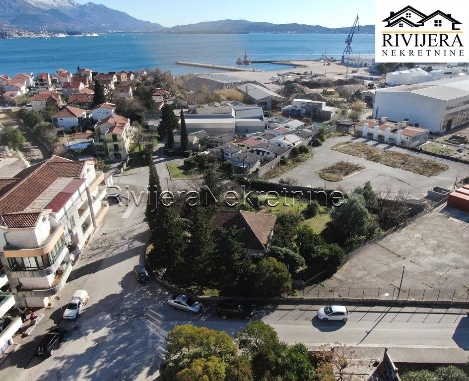 Земля в Херцег-Нови, Черногория, 1 037 м² - фото 6