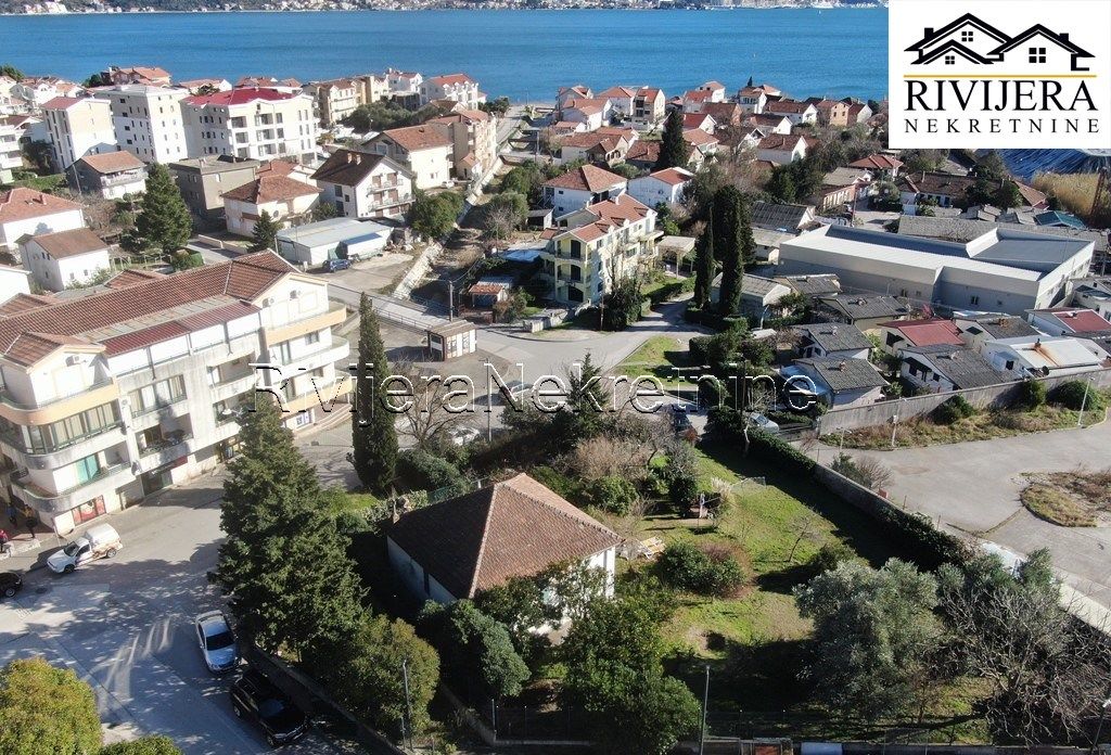 Земля в Херцег-Нови, Черногория, 1 037 м² - фото 7