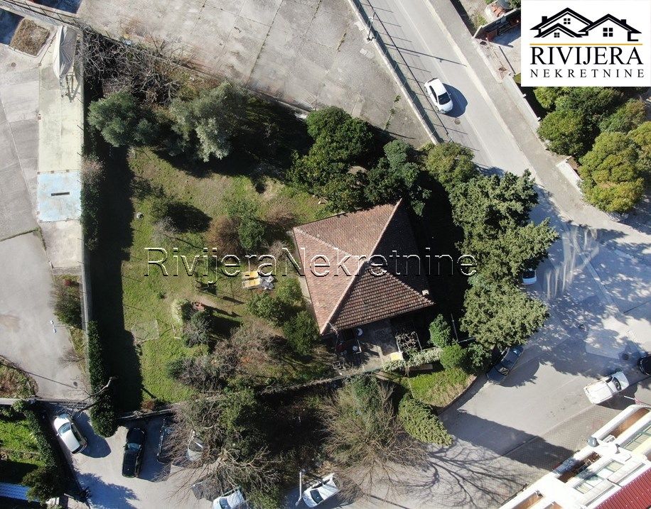 Земля в Херцег-Нови, Черногория, 1 037 м² - фото 10