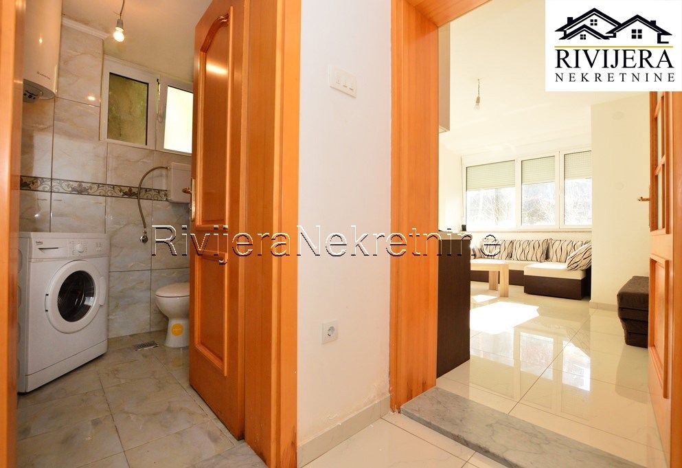 Квартира в Херцег-Нови, Черногория, 66 м² - фото 9