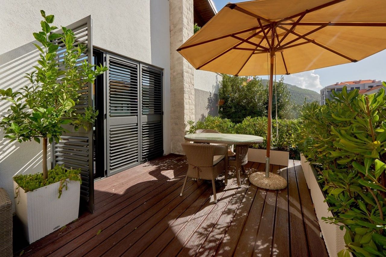 Вилла в Будве, Черногория, 292 м² - фото 17