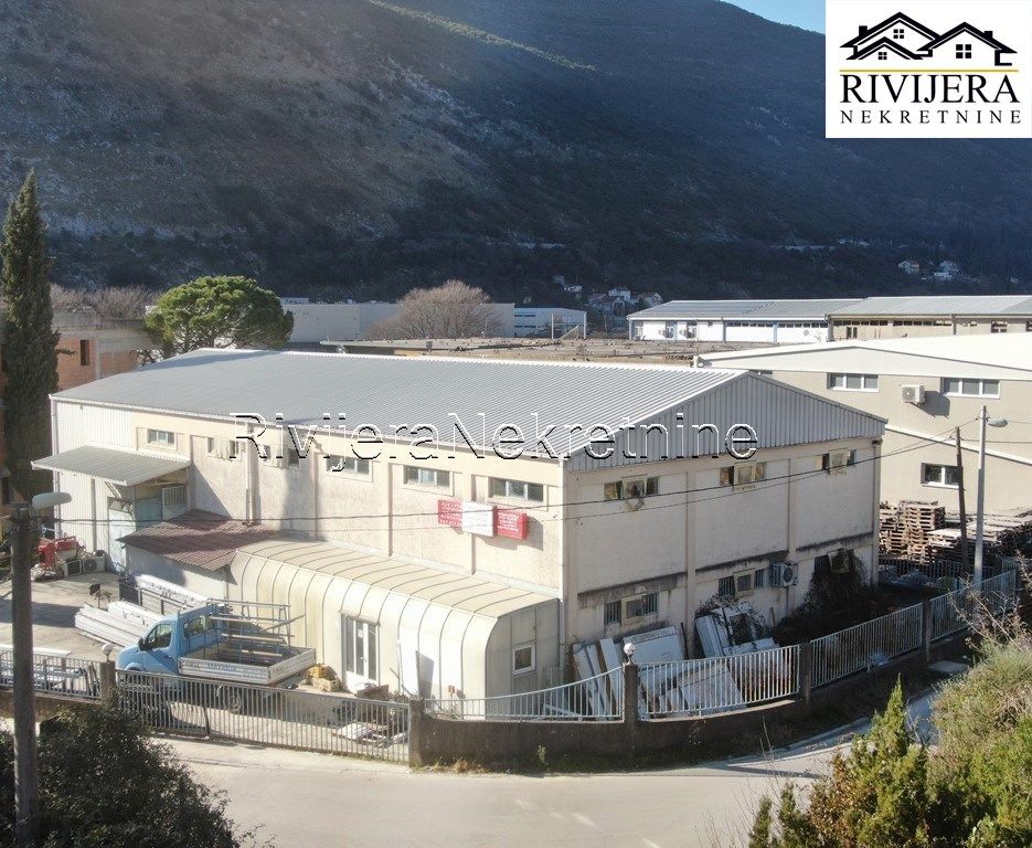 Коммерческая недвижимость в Херцег-Нови, Черногория, 540 м² - фото 4