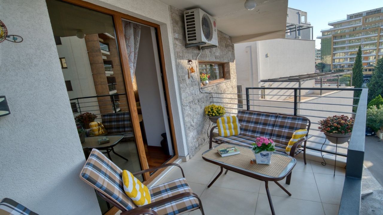 Квартира в Будве, Черногория, 78 м² - фото 3