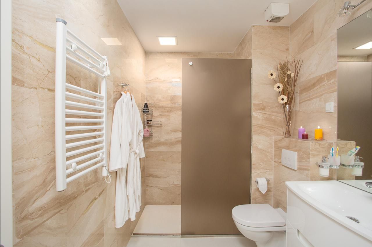 Квартира в Будве, Черногория, 77 м² - фото 9