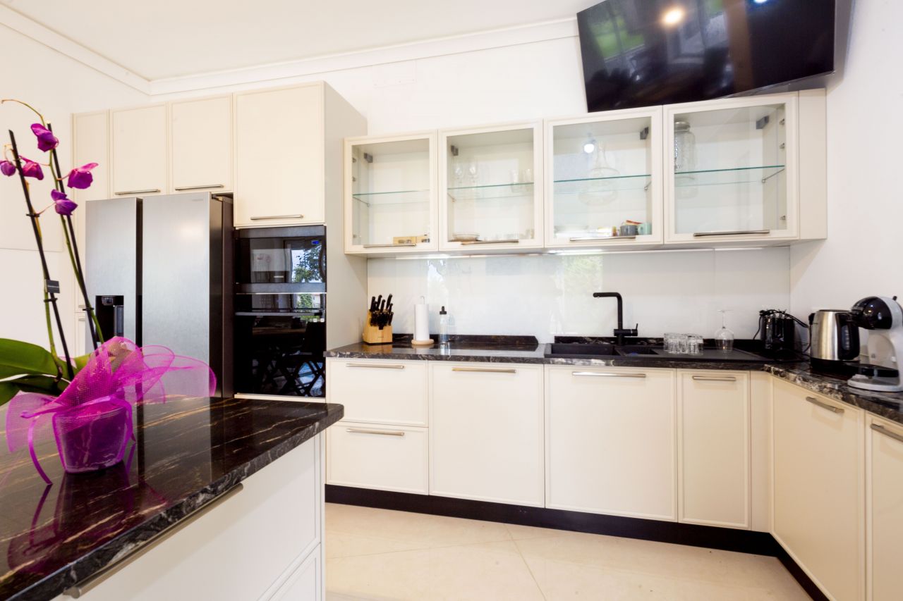 Вилла в Сан-Ремо, Италия, 460 м² - фото 7