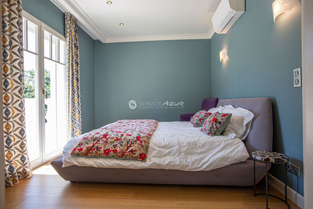 Вилла в Антибе, Франция, 257 м² - фото 8