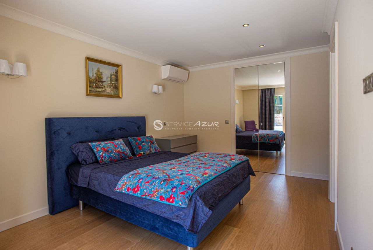 Вилла в Антибе, Франция, 257 м² - фото 10