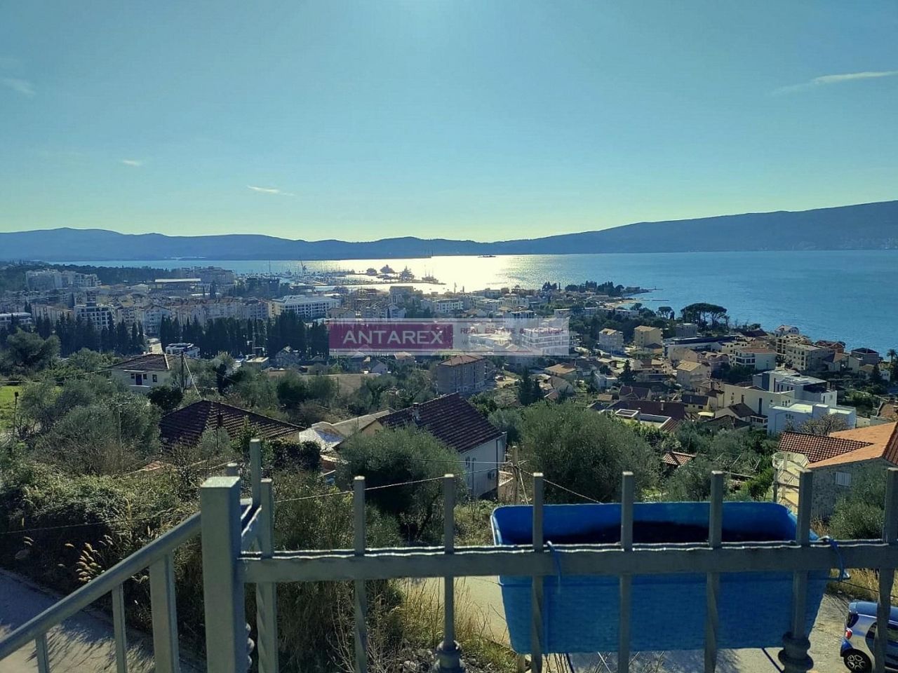 Вилла в Тивате, Черногория, 316 м² - фото 4