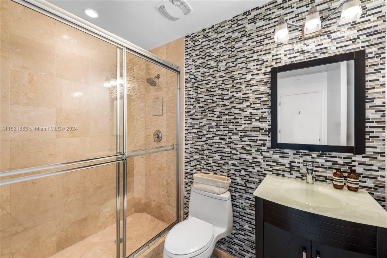 Квартира в Майами, США, 130 м² - фото 15