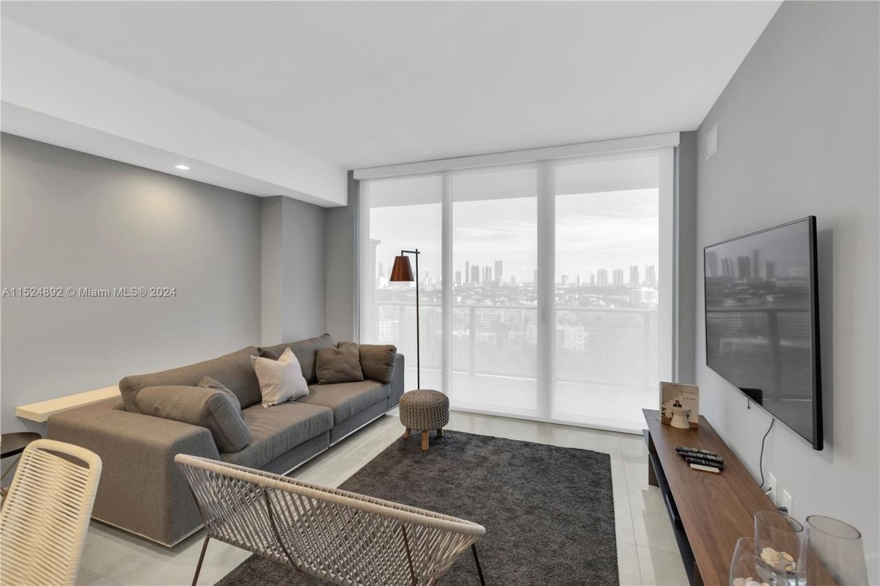 Квартира в Майами, США, 100 м² - фото 2